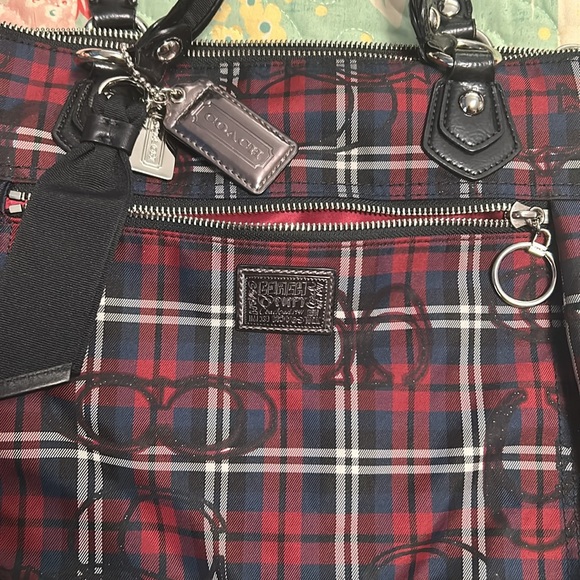 Coach Poppy Tartan Plaid Tote Bag. - Picture 5 of 9